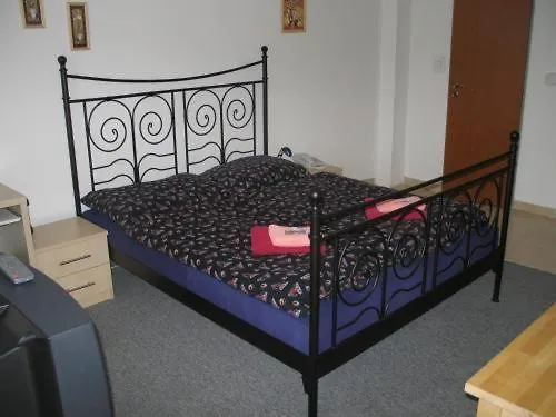 Zlata Noha Bratislava