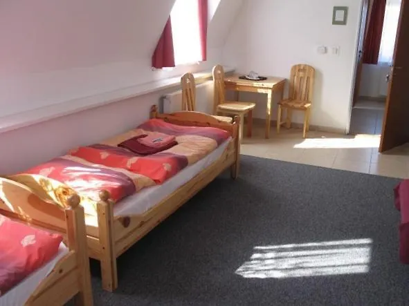 Hotell Zlata Noha 3*