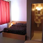 Zlata Noha Hotel