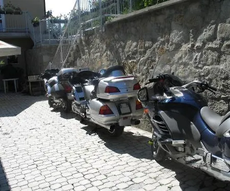 Zlata Noha Bratislava